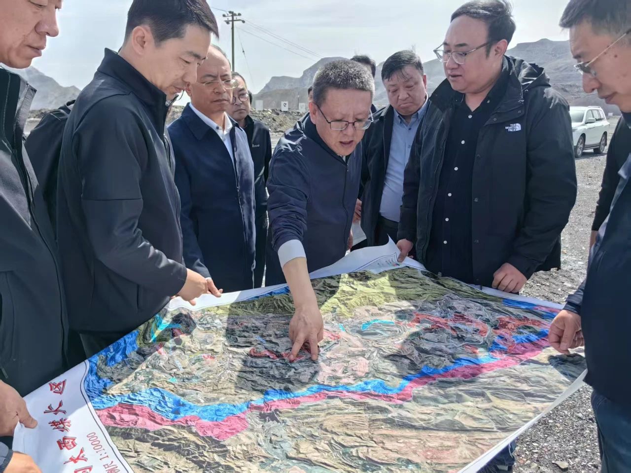 集团公司领导深入贺兰山汝箕沟火区治理工程现场 落实安排前期重点工作